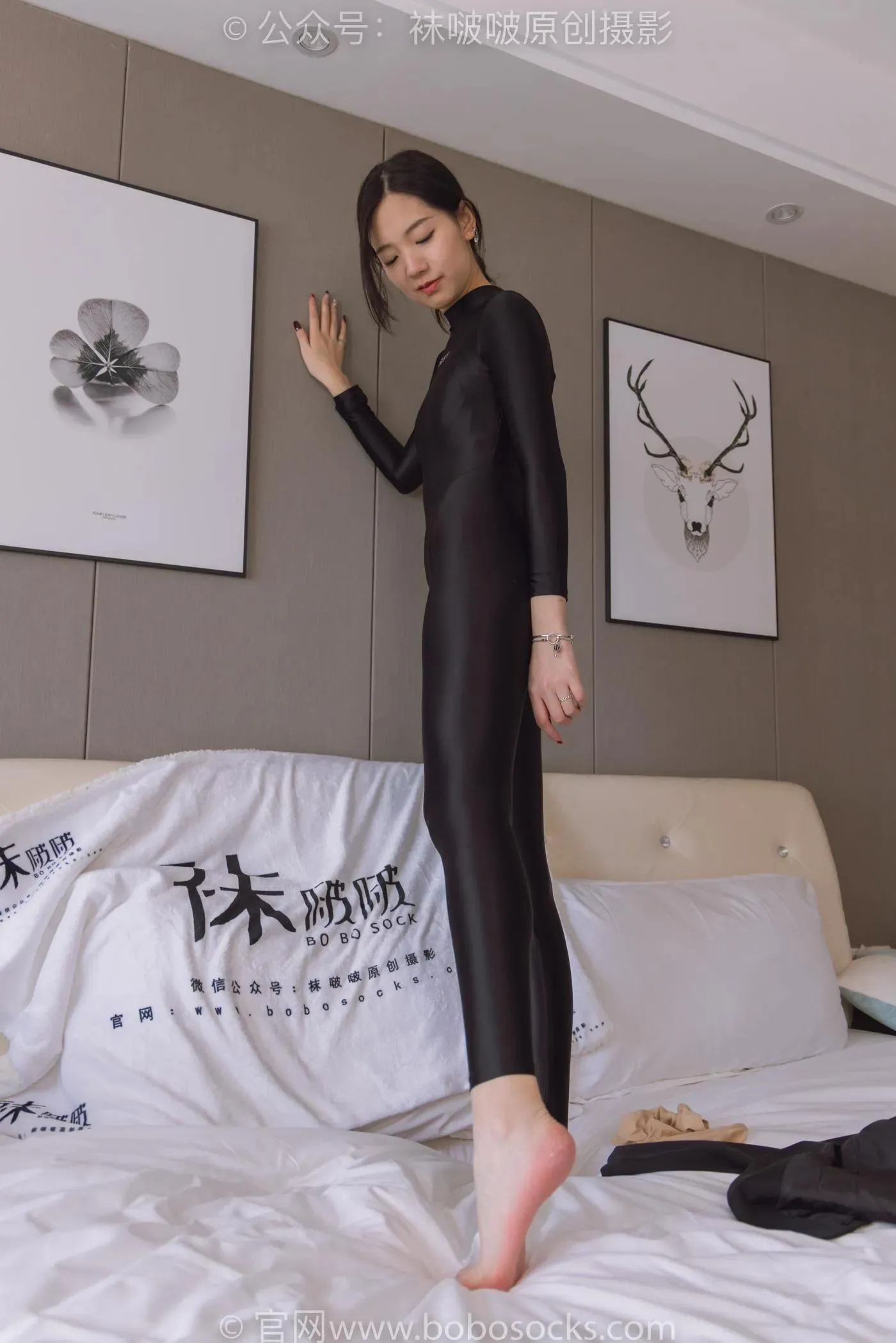 [BoBoSocks袜啵啵]NO.188 小甜豆-连体泳衣、高跟长靴、短肉丝、裸足 [147P]插图6
